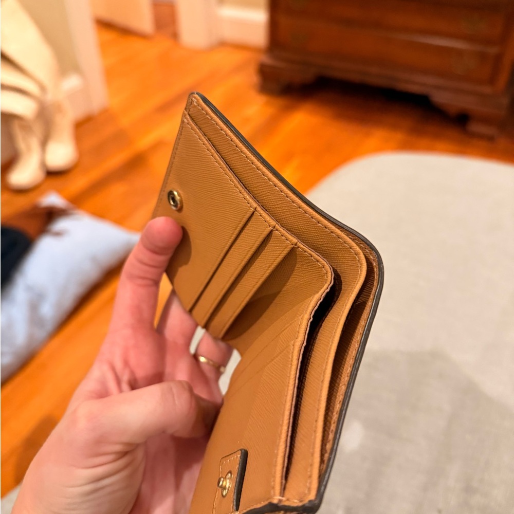 Tory Burch Camel Leather Card Holder - Picture 5 of 6